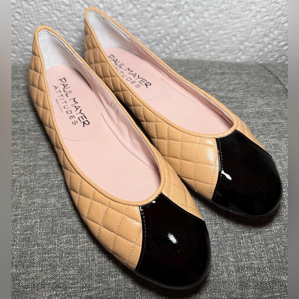 Paul Mayer Attitudes Quilted Ballet Flat with Black Patent Cap Toe SZ 11